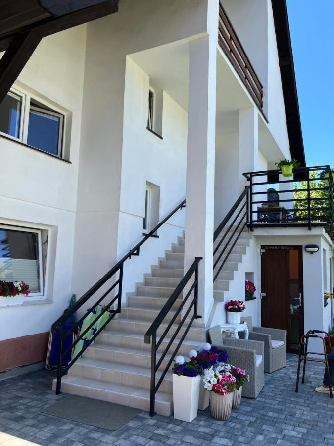 Agat Pokoje Goscinne Apartamenty 포비에로보 외부 사진