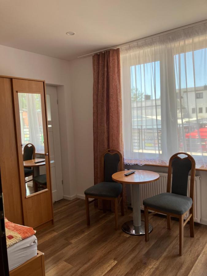 Agat Pokoje Goscinne Apartamenty 포비에로보 외부 사진