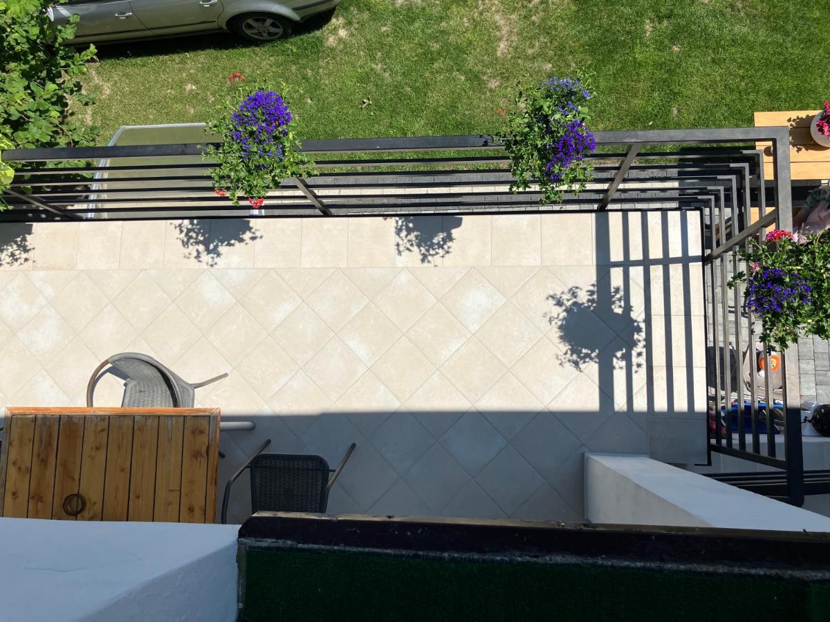 Agat Pokoje Goscinne Apartamenty 포비에로보 외부 사진